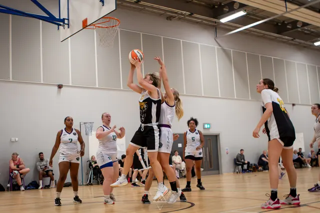 Photo from Roar v Tameside Vikings